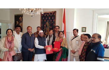 Ambassador hosts a 11-Member high-level delegation from Maharashtra Legislature led by Hon’ble Shri Ramraje Naik Nimbalkar, Chairman, Maharashtra Legislative Council, which included Hon’ble Shri Haribhau Bagade, Speaker, Maharashtra Legislative Council at India House on 23 April 2018